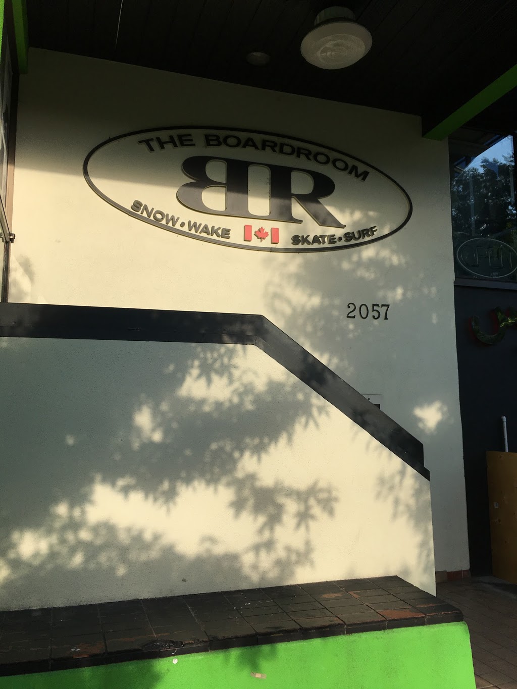 The Boardroom | 2057 Lonsdale Ave, North Vancouver, BC V7M 2K4, Canada | Phone: (604) 985-9669