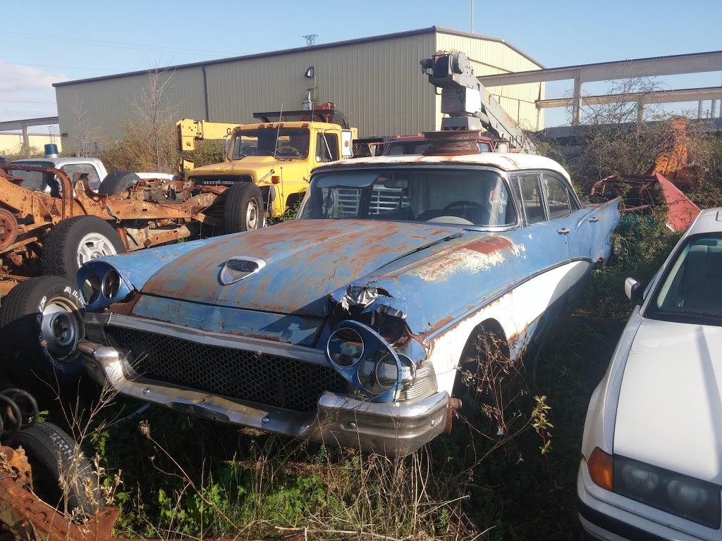 Sarnia Auto Wreckers Ltd | 1241 Plank Rd, Sarnia, ON N7T 7H3, Canada | Phone: (519) 344-2489