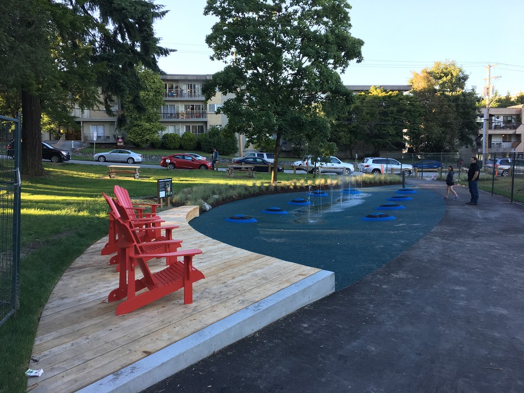 Sapperton Water Park | 346-348 Sherbrooke St, New Westminster, BC V3L 3M6, Canada