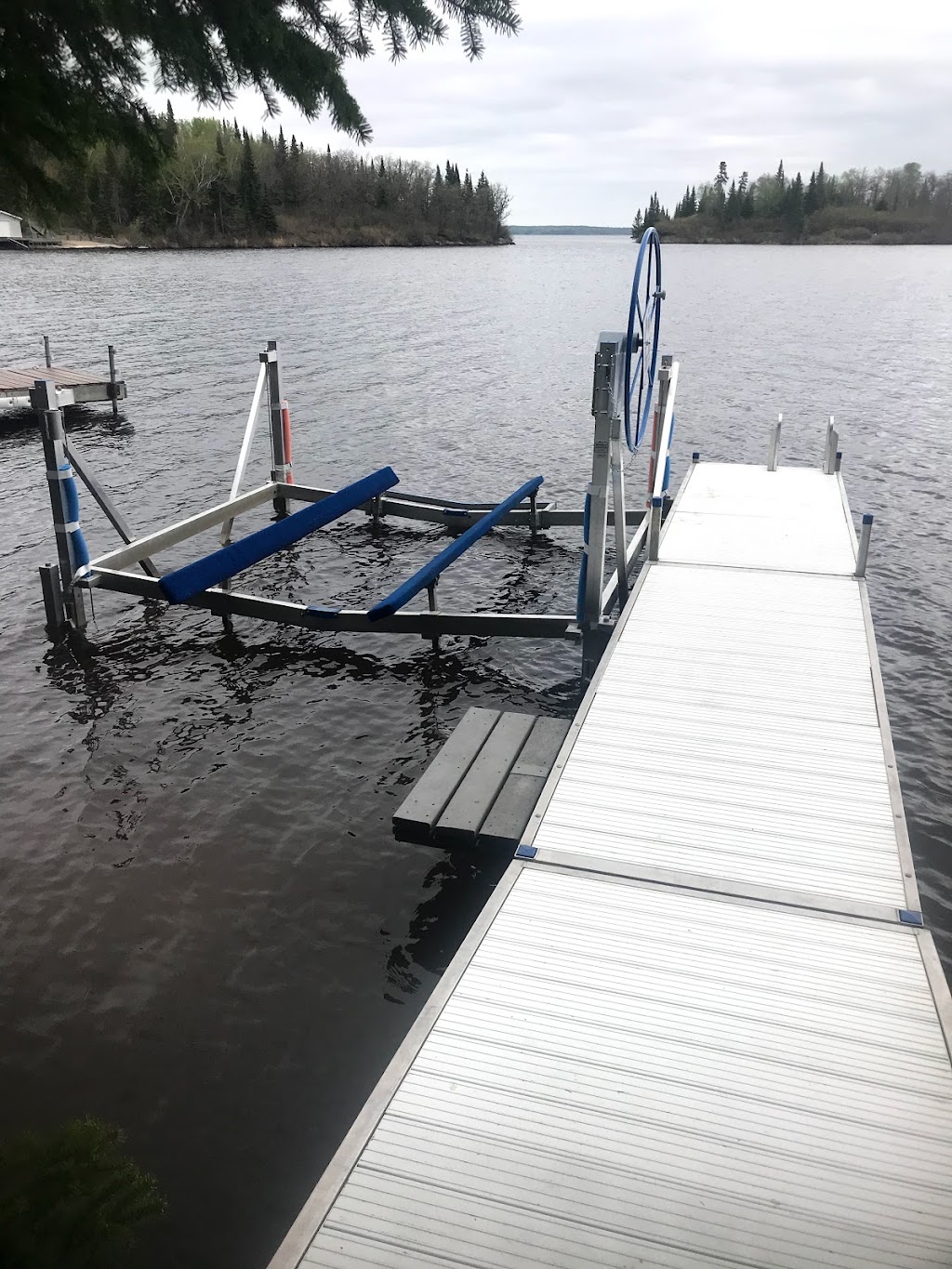 S & H Docks & Lifts | Drifters Bend, Lac du Bonnet, MB R0E 1A0, Canada | Phone: (204) 345-2669