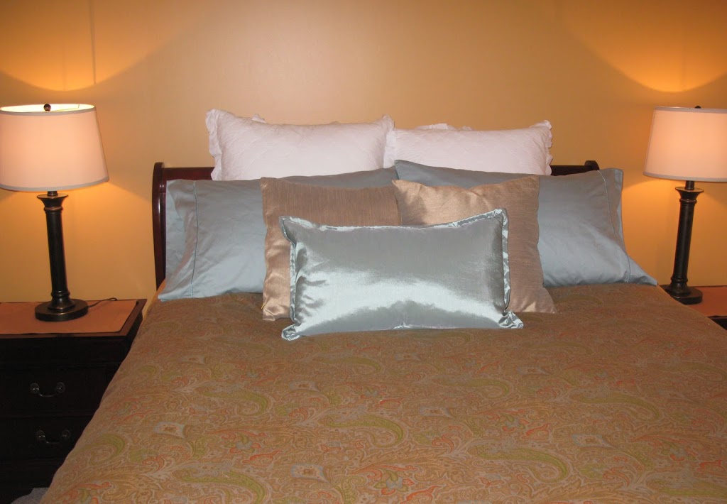 Arbour Guest House B&B | 106 Main St W, Rosebud, AB T0J 2T0, Canada | Phone: (403) 677-0007