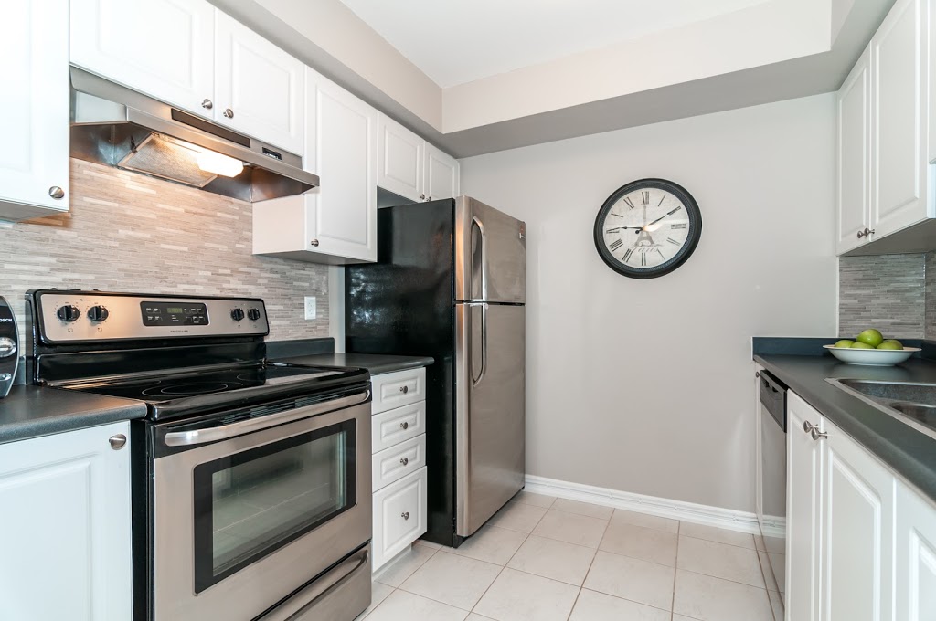 Barrie Condo Corner | 516 Bryne Dr j, Barrie, ON L4N 9P6, Canada | Phone: (705) 816-5262