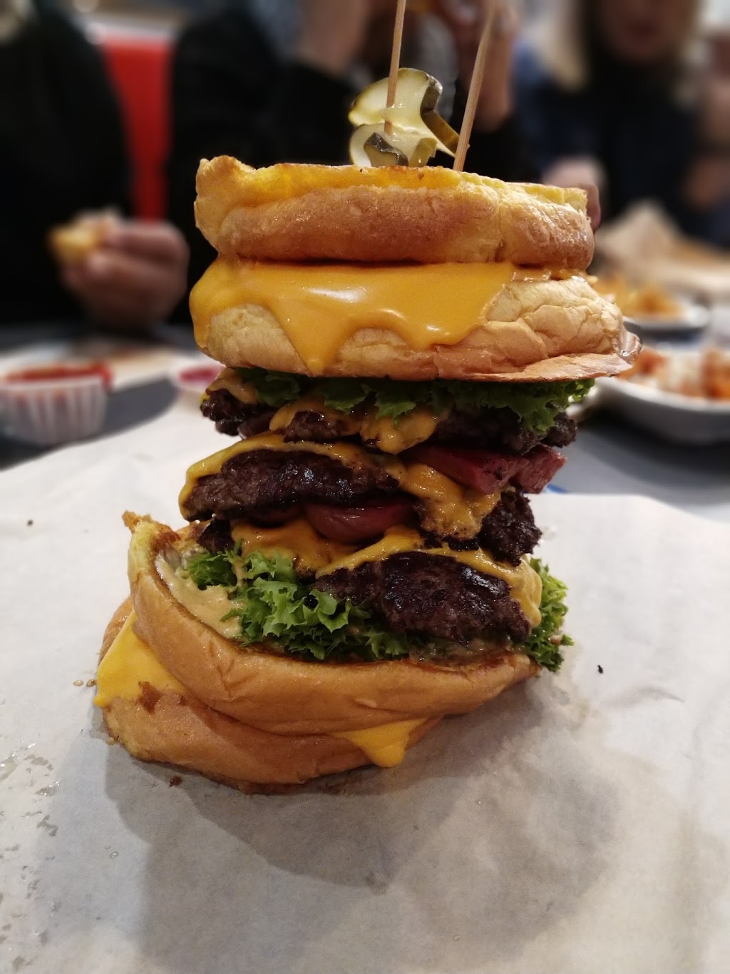 Big Wheel Burger | 341 Cook St, Victoria, BC V8V 3X8, Canada | Phone: (250) 381-0050