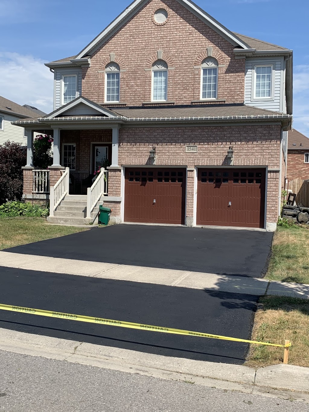 Elite Driveway Sealing | 90 Sprucewood Crescent, Bowmanville, ON L1C 5C9, Canada | Phone: (289) 203-4686