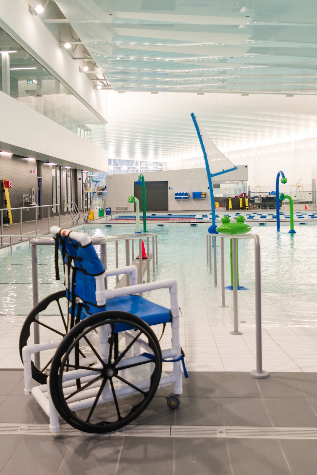 Complexe aquatique de Brossard | 3075 Bd Rome, Brossard, QC J4Y 1R2, Canada | Phone: (450) 923-6311