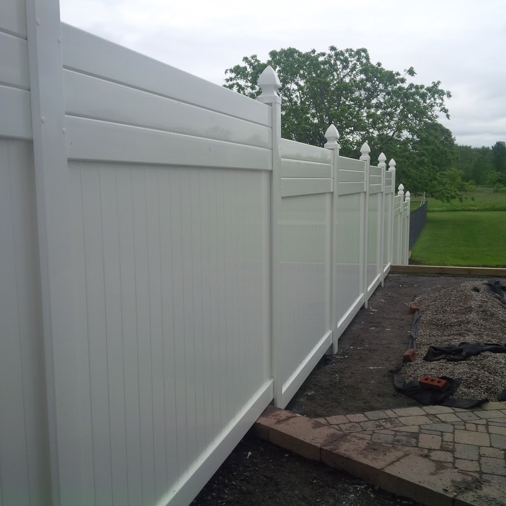 New Trend Fencing | 37 Lancaster St W, Kitchener, ON N2H 4T1, Canada | Phone: (519) 745-1300