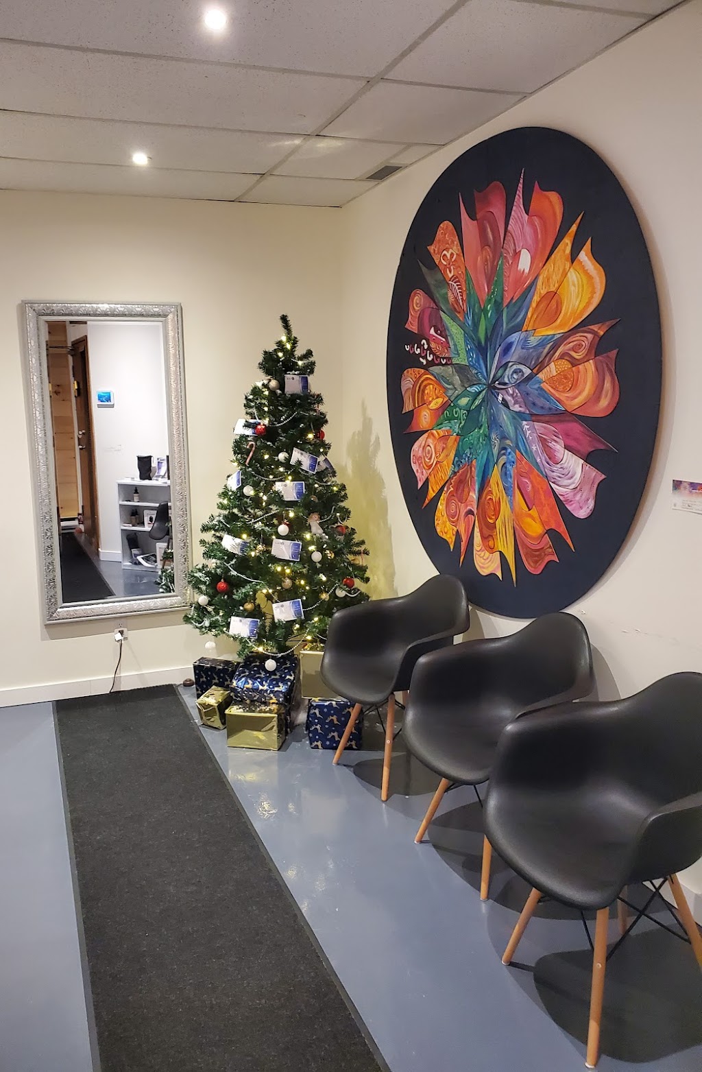 L’espace Bleu - Centre Holistique | 574 Bd du Curé-Labelle suite 202, Blainville, QC J7C 2H7, Canada | Phone: (450) 430-3339