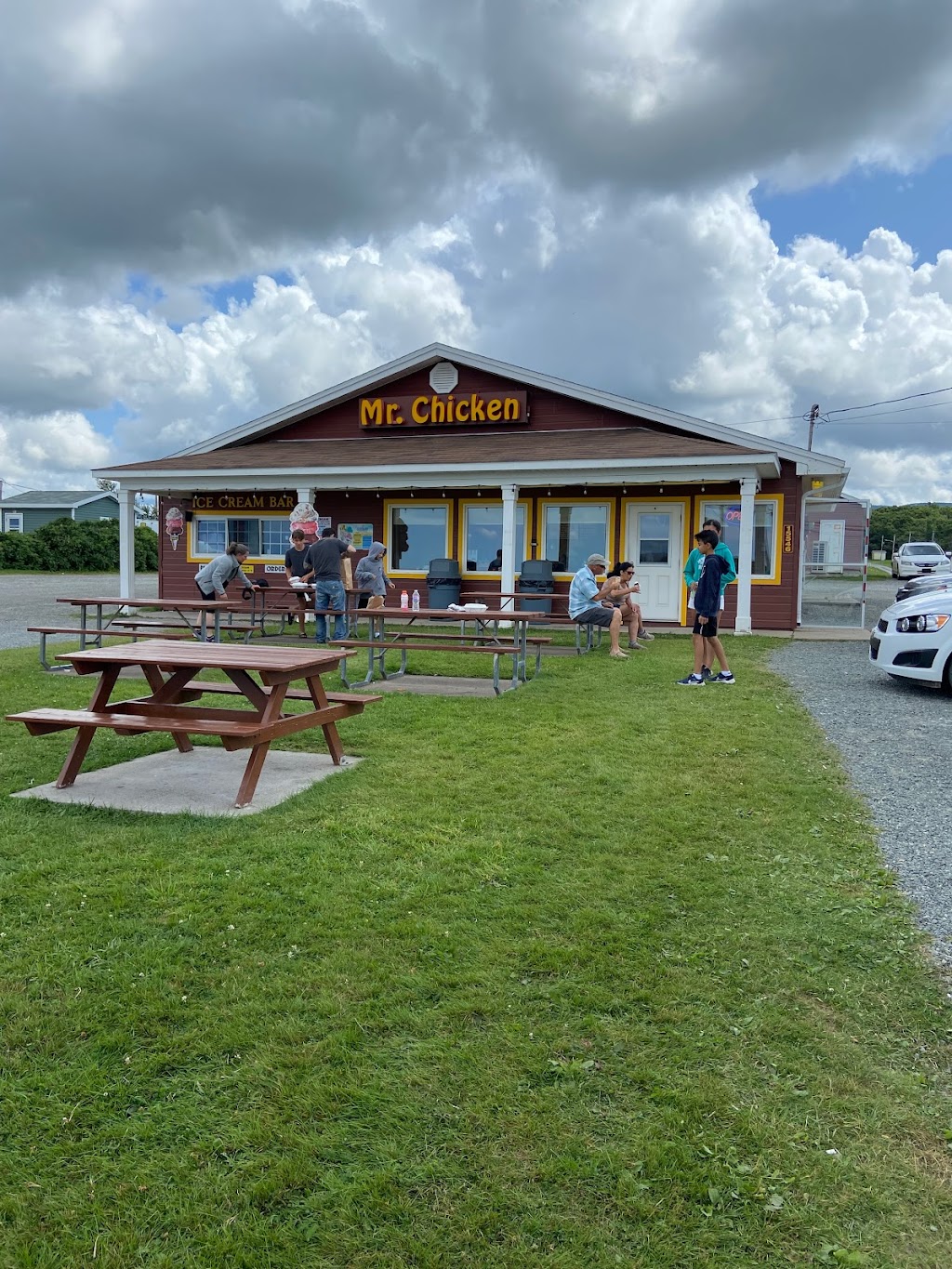 Mr. Chicken | 15546 Cabot Trail, Chéticamp, NS B0E 1H0, Canada | Phone: (902) 224-2975