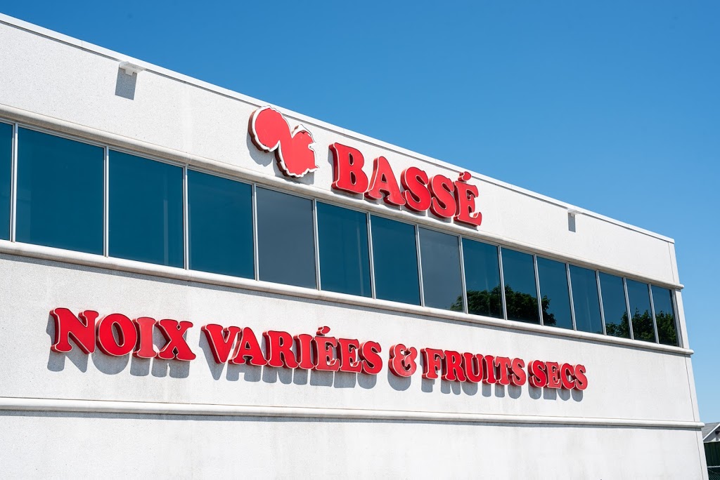 Bassé Nuts | 4555 Desserte Nord Autoroute 440, Laval, QC H7P 4W6, Canada | Phone: (450) 781-1255