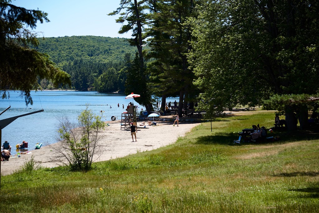 Breton Beach | Chemin du Lac-Philippe, La Pêche, QC J0X 2W0, Canada