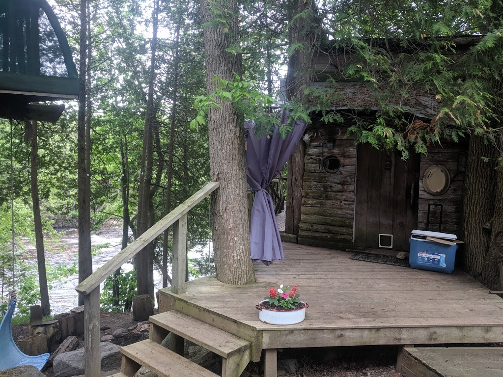 eco friendly treehouse | 1414 Sheridan Rapids Rd, Lanark, ON K0G 1K0, Canada | Phone: (613) 464-0057