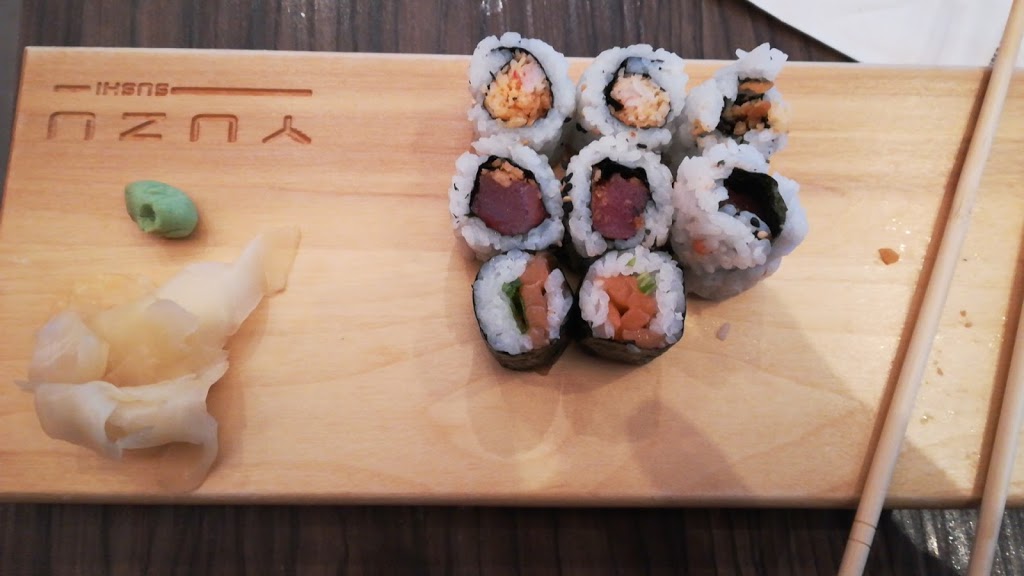 Yuzu sushi | 1830 Rue King Ouest, Sherbrooke, QC J1J 2E2, Canada | Phone: (819) 562-9888