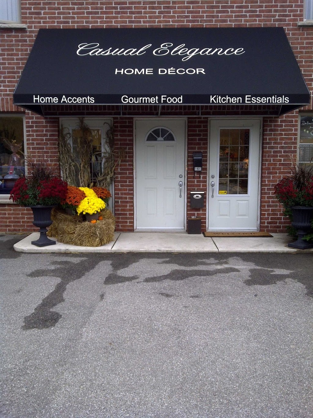 Casual Elegance Home Decor & Fine Foods | 16 Charing Cross St, Brantford, ON N3R 2H2, Canada | Phone: (519) 756-4445