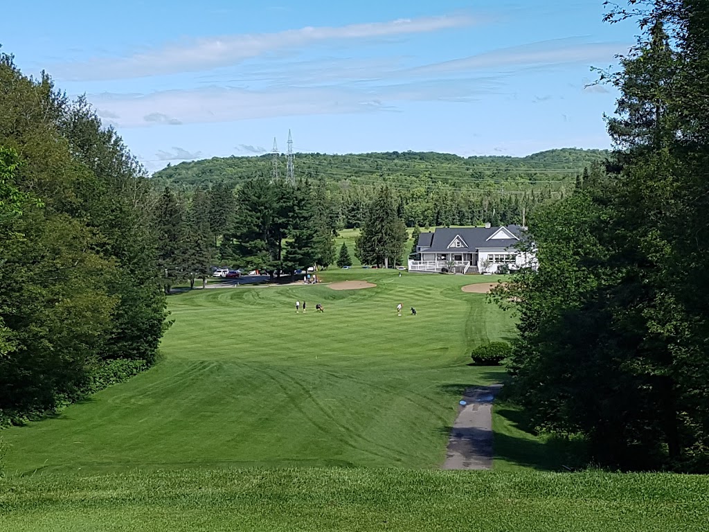 Club De Golf De Buckingham | 105 Rue Bélanger, Gatineau, QC J8L 2X2, Canada | Phone: (819) 986-8035