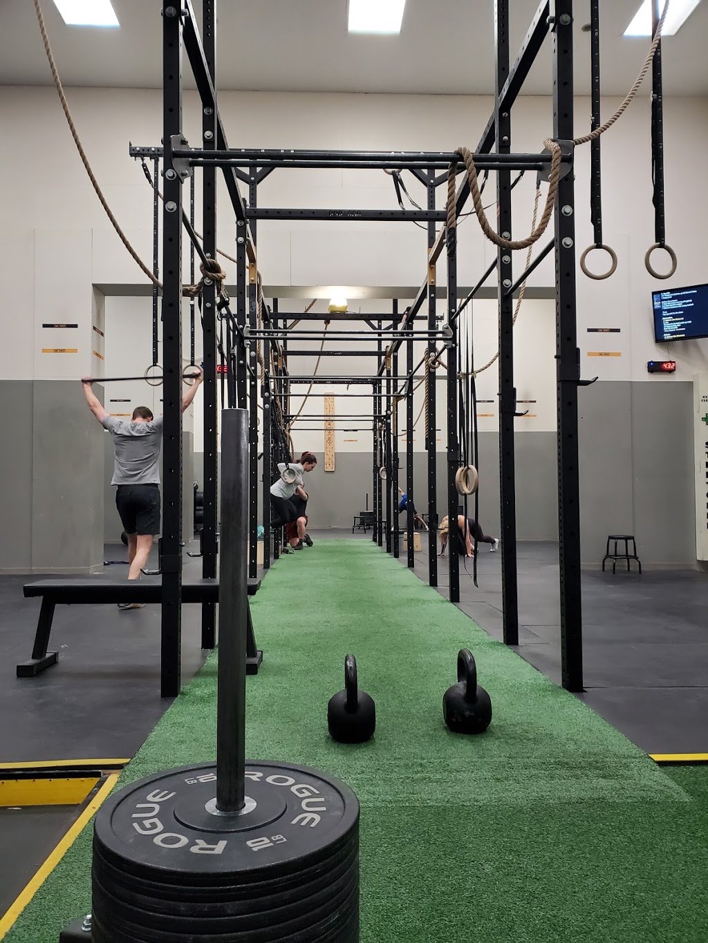 Kings Highway CrossFit | 405 The West Mall, Etobicoke, ON M9C 5J5, Canada | Phone: (416) 546-2897