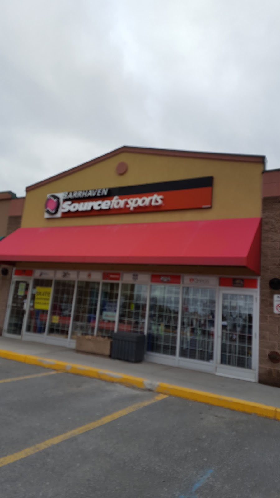Barrhaven Source For Sports | 1581 Greenbank Rd, Nepean, ON K2J 4Y6, Canada | Phone: (613) 823-9022