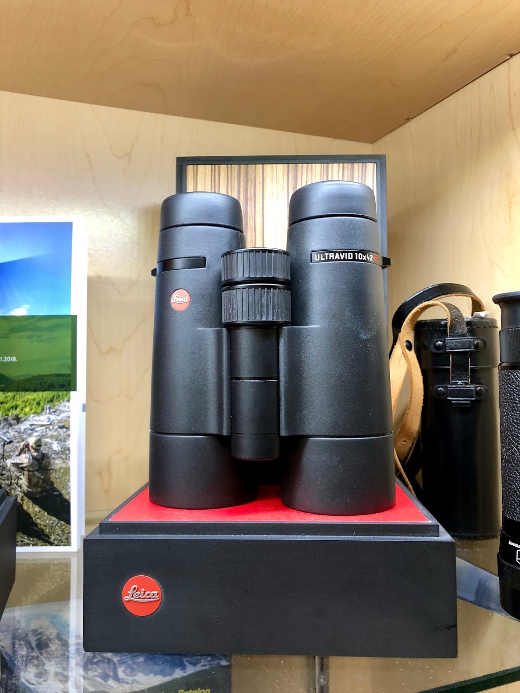 MARKARIAN FINE OPTICS | 1481 Kingsway, Vancouver, BC V5N 2R6, Canada | Phone: (778) 657-5330