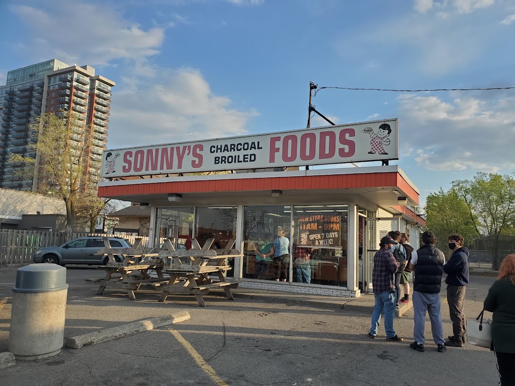 Sonnys Drive In | 21 Kennedy Rd N, Brampton, ON L6V 1X5, Canada | Phone: (905) 459-8744