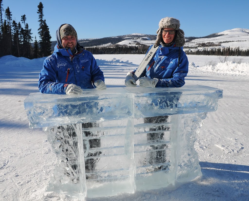 Sculptures sur glace - Entreprises Godon | 1040 Rue Saint Roch, Mont-Tremblant, QC J8E 2Y9, Canada | Phone: (819) 425-8010