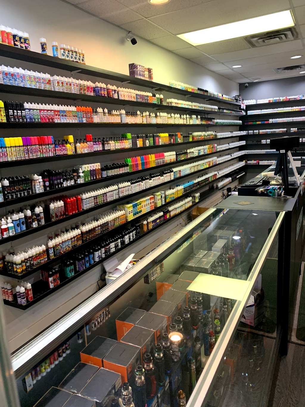 Vape Street Burquitlam | 204-552 Clarke Rd, Coquitlam, BC V3J 3X5, Canada | Phone: (604) 939-0515