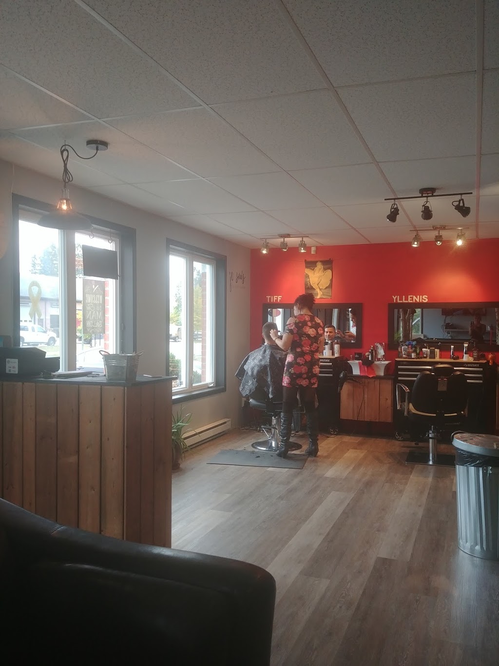 Barbershop Barbe À Vous | 17 Rue Saint Patrick, Shannon, QC G0A 4N0, Canada | Phone: (418) 404-8686