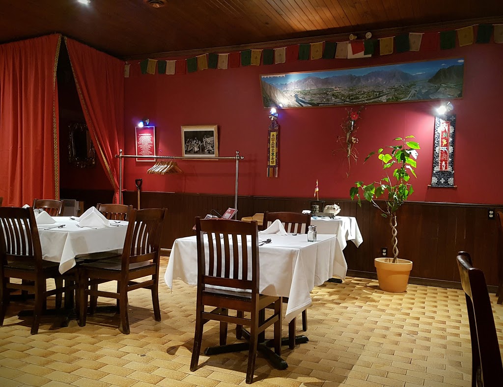 Om Tibetan Restaurant | 4382 Boul St-Laurent, Montréal, QC H2W 1Z5, Canada | Phone: (514) 287-3553