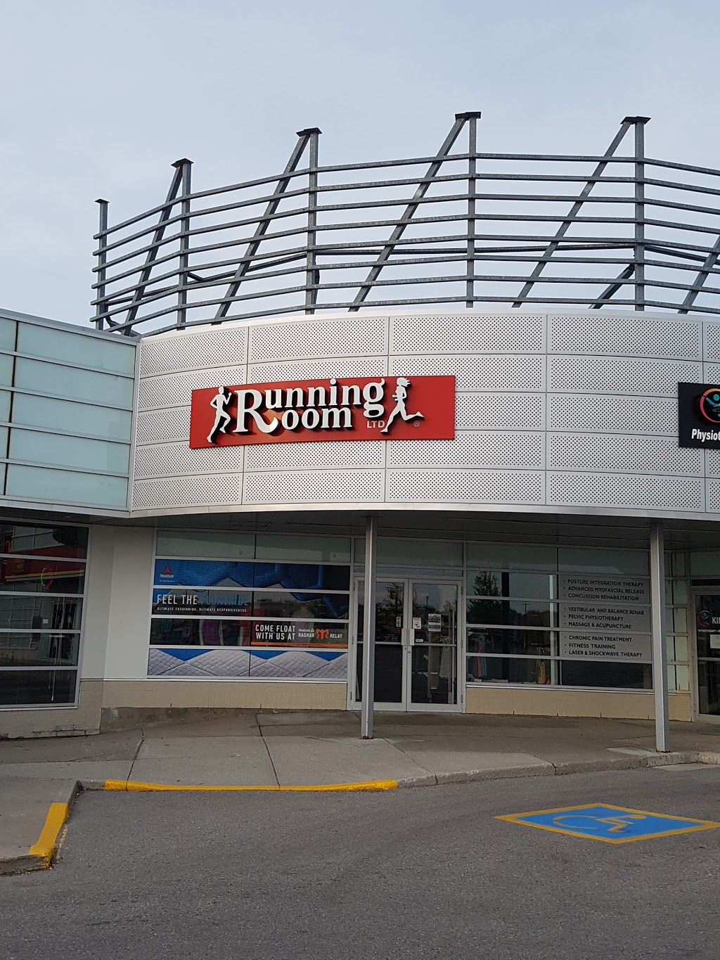 Running Room | 80 Thickson Rd S, Thickson Place, Whitby, ON L1N 7T2, Canada | Phone: (905) 665-2060