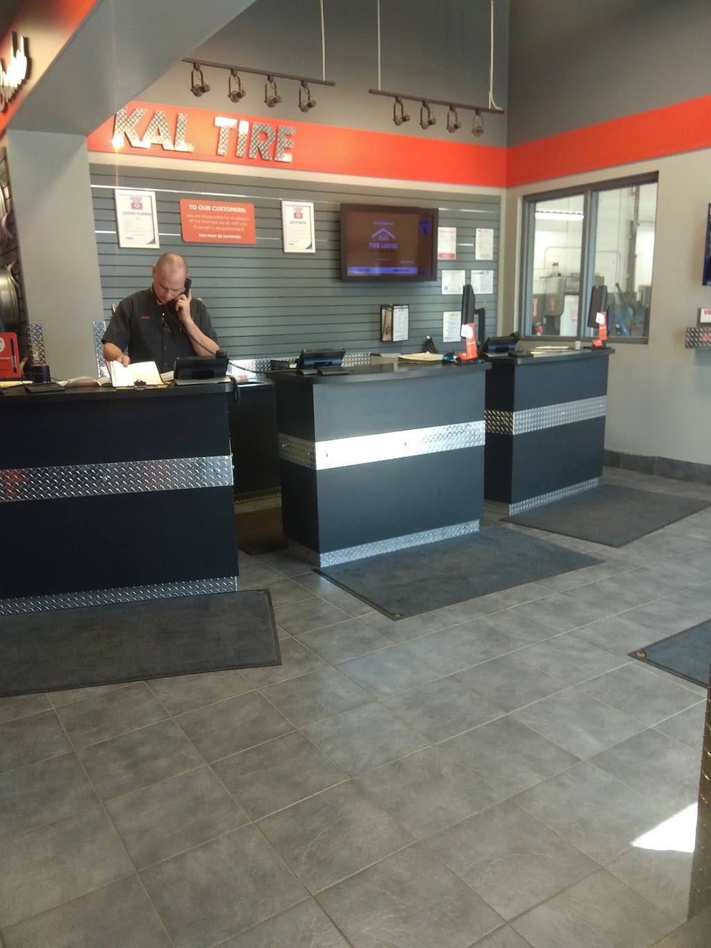 Kal Tire | 4704 Macleod Trail SW, Calgary, AB T2G 0A8, Canada | Phone: (403) 243-3692