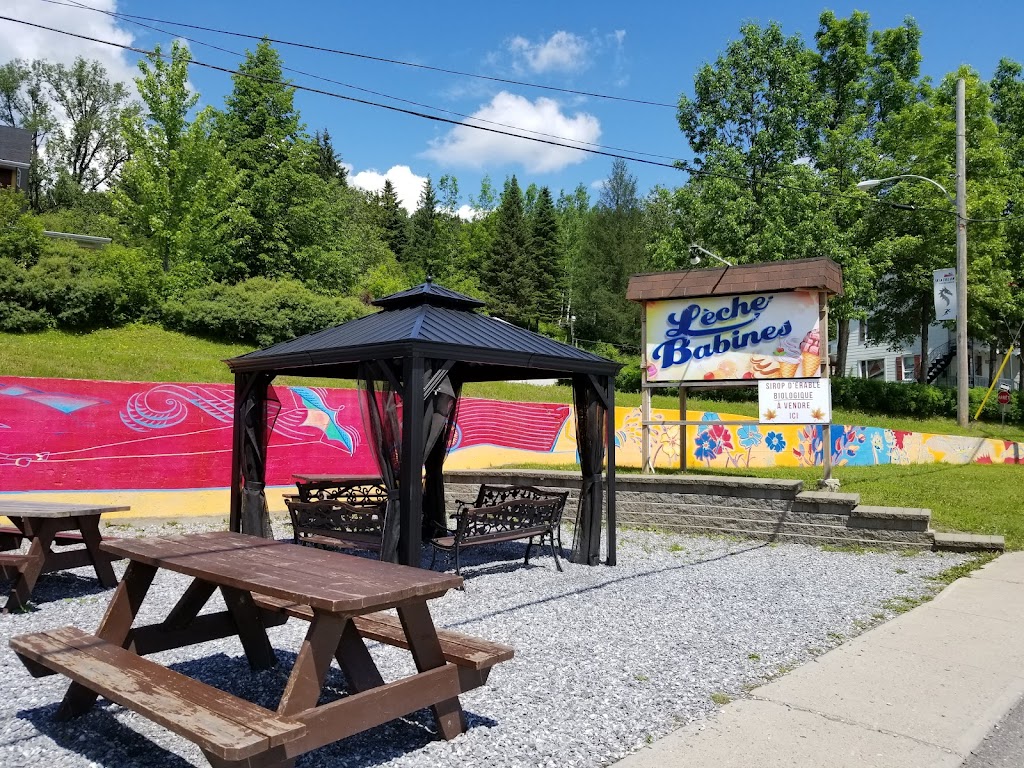 Le Lèche Babines | 1094 Rue Principale, Pohénégamook, QC G0L 1J0, Canada | Phone: (418) 859-3384