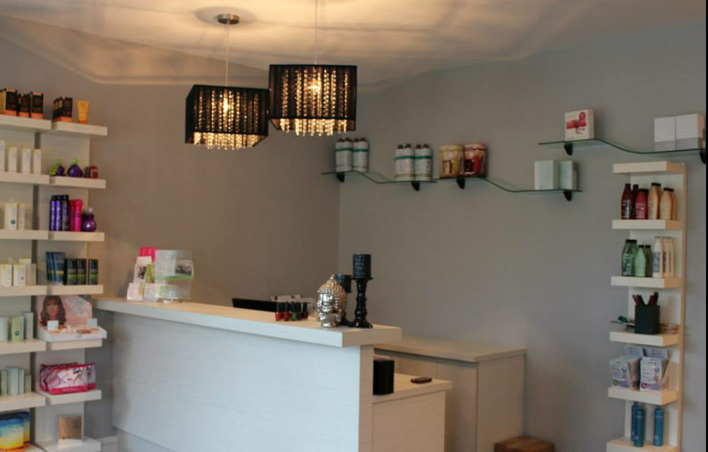 Pure Beauté | 392 Rue Sainte-Rose, La Prairie, QC J5R 1Y3, Canada | Phone: (450) 907-4343