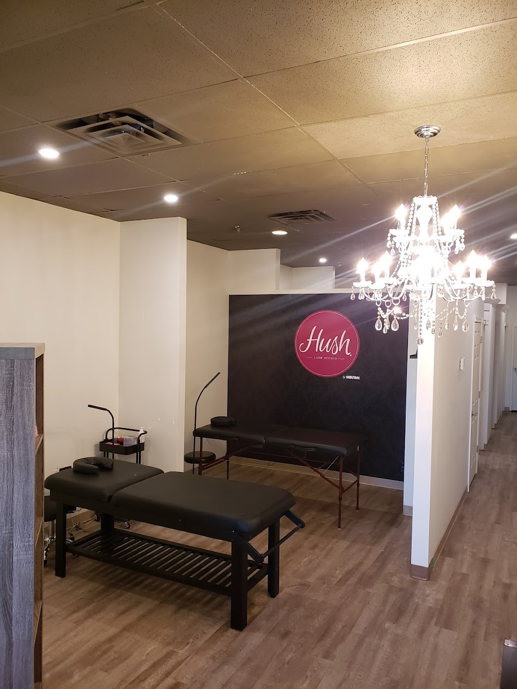 Fabutan / Hush Lash Studio | 509 Commissioners Rd W #6, London, ON N6J 1Y5, Canada | Phone: (519) 471-9766