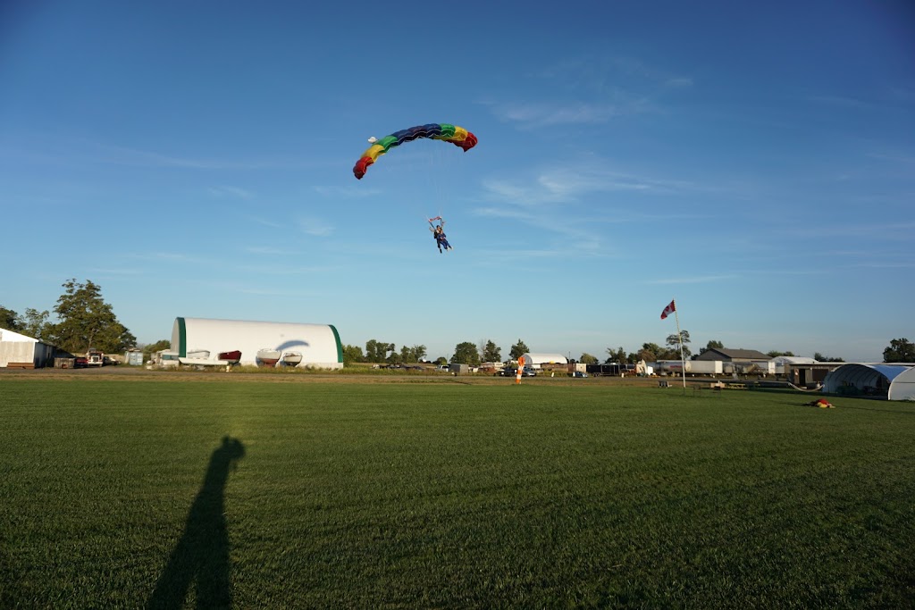 Skydive SWOOP | 461 ON-5, Dundas, ON L9H 5E2, Canada | Phone: (905) 628-4251