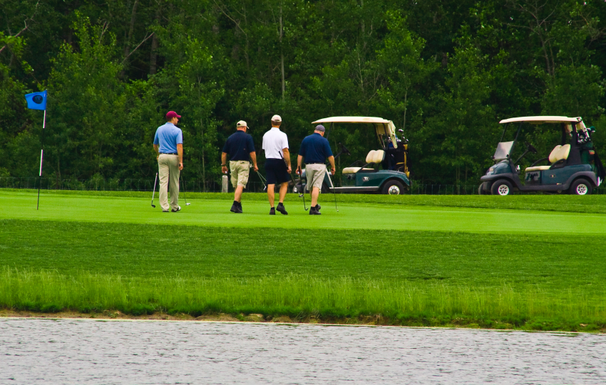 Bear Creek Golf Club | 8545 Simcoe County Rd 56, Utopia, ON L0M 1T0, Canada | Phone: (705) 424-0241