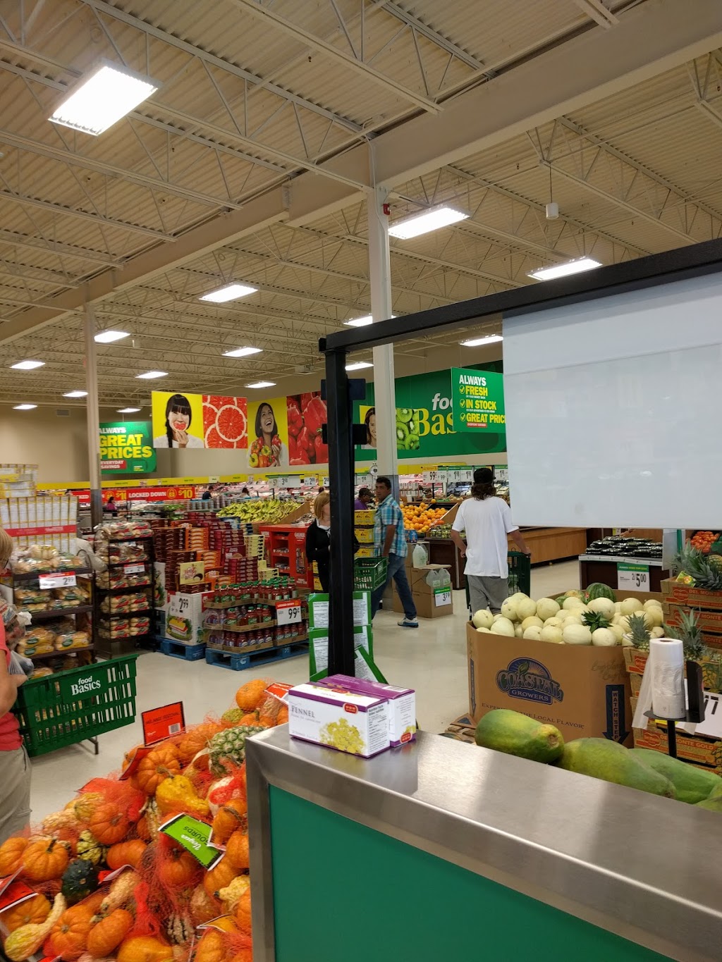 Food Basics | 662 5703 Hazeldean Rd, Stittsville, ON K2S 0P6, Canada | Phone: (613) 831-3394