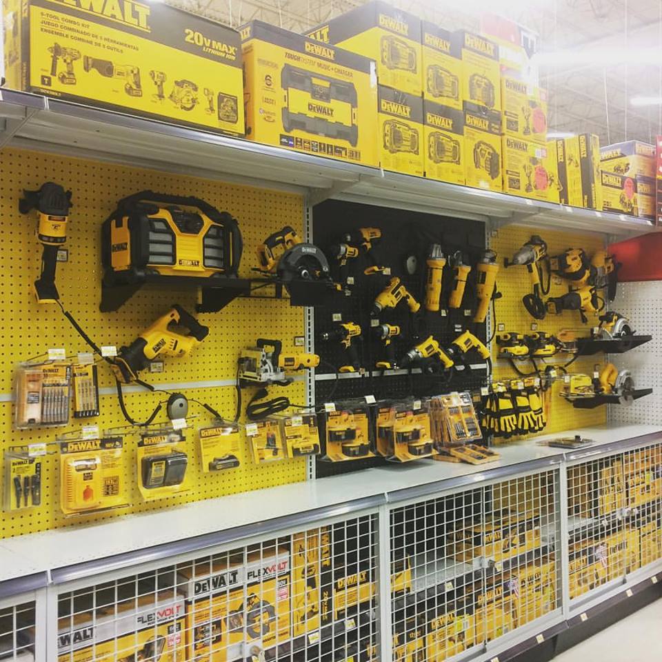 Gananoque Home Hardware Building Centre | 875 Stone St N, Gananoque, ON K7G 3E4, Canada | Phone: (613) 382-3386