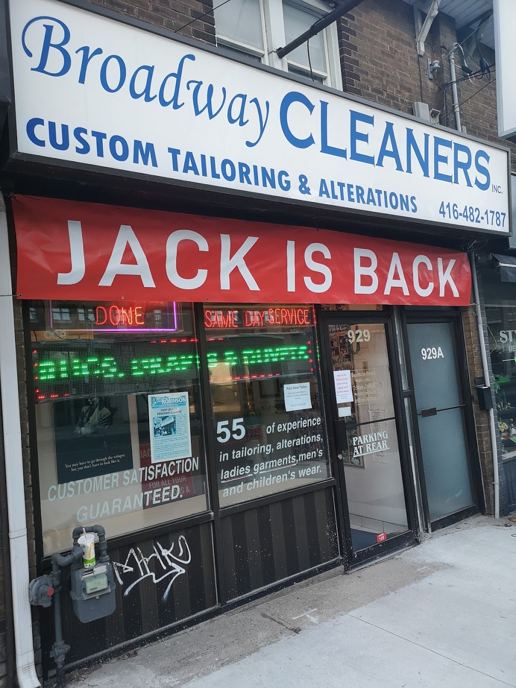 Broadway Cleaners & Alterations | 929 Mt Pleasant Rd, Toronto, ON M4P 2L7, Canada | Phone: (416) 482-1787