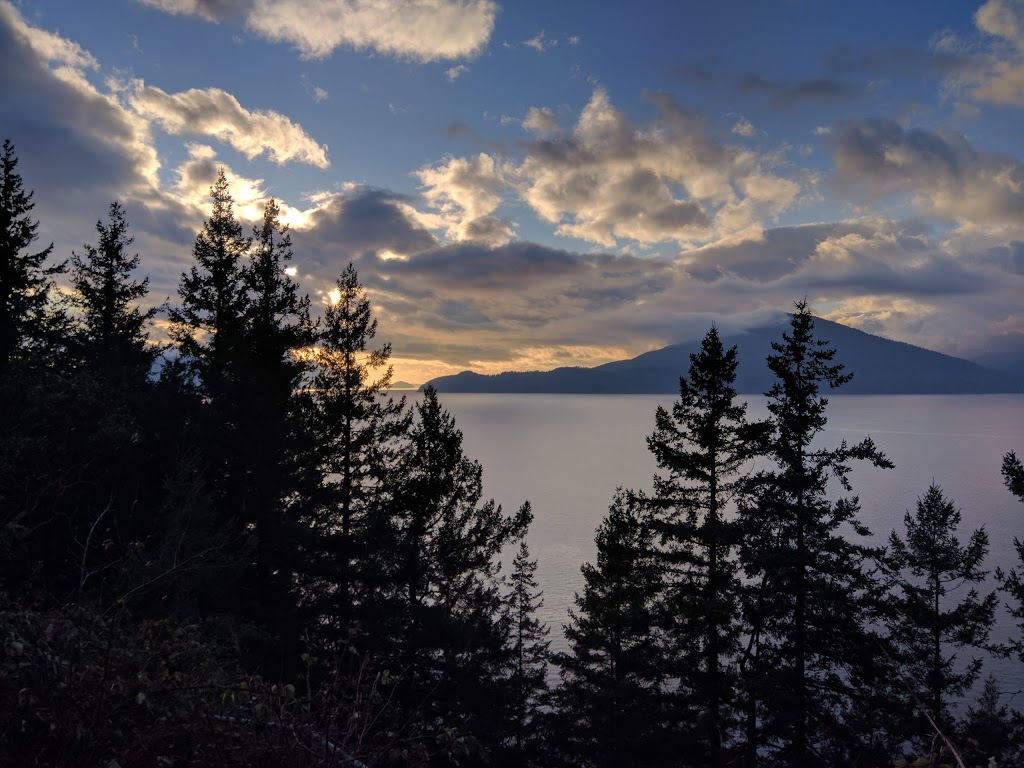 Parking Lot (Trail to Tunnel bluff) | Squamish-Lillooet D, BC V0N, Canada