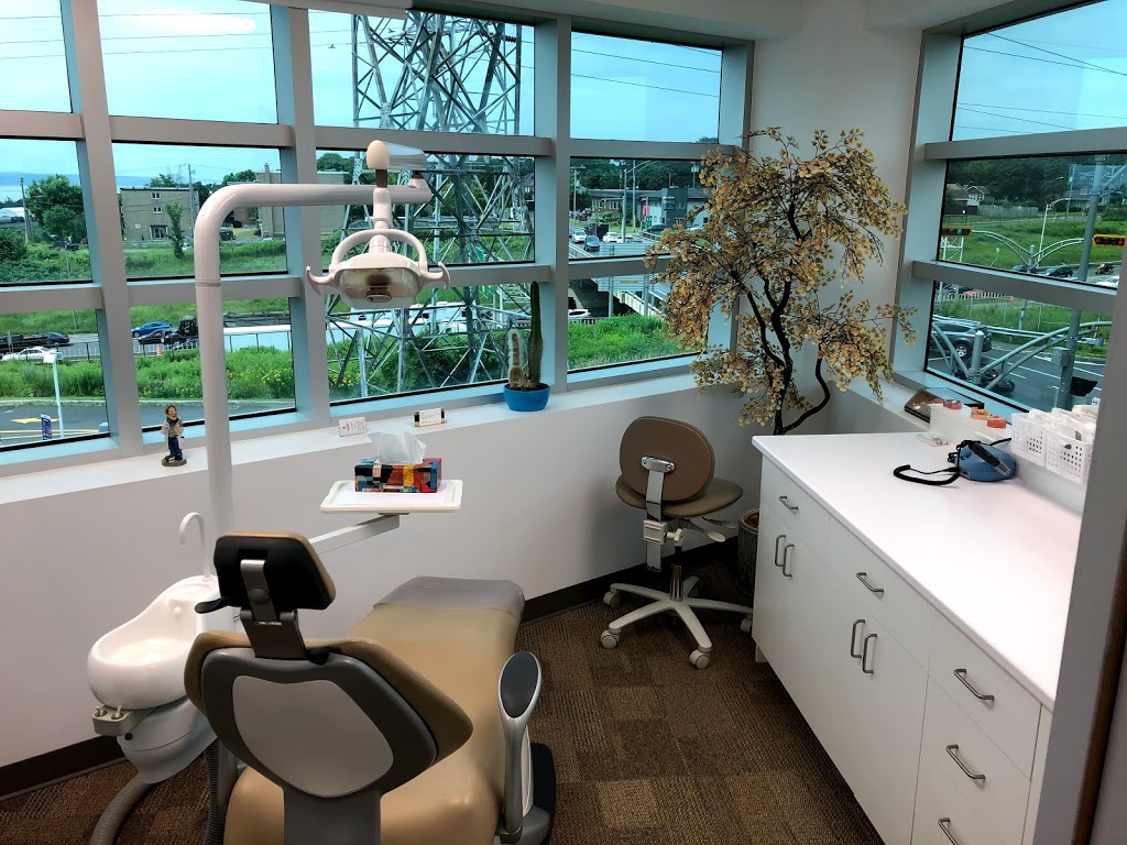 Clinique De Denturologie Lelièvre-ste foy | 3165 Chemin Saint-Louis, Québec, QC G1W 4R4, Canada | Phone: (418) 843-1744