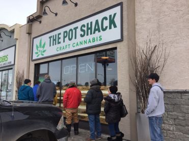 The Pot Shack | 1115 Grosvenor Ave #3, Saskatoon, SK S7H 4G2, Canada | Phone: (306) 477-0420