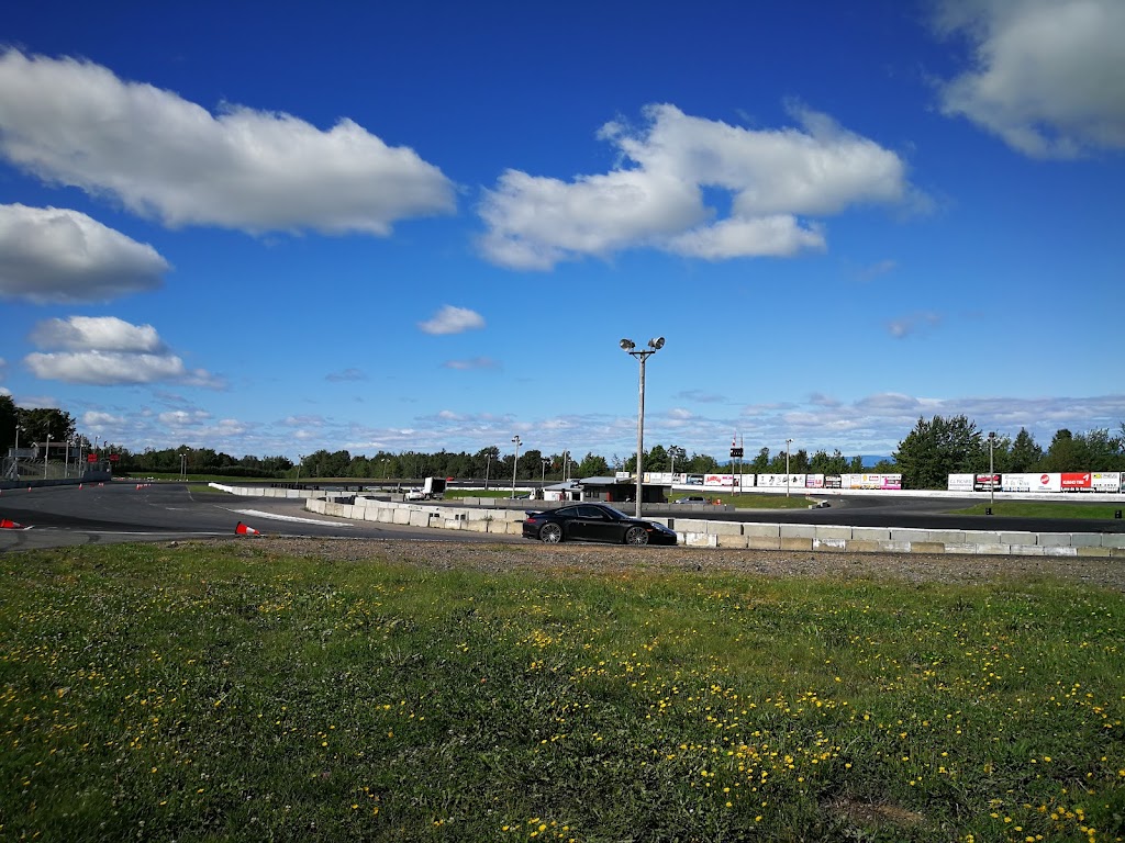 Autodrome Montmagny | 455 Chemin St Léon, Montmagny, QC G5V 3S9, Canada | Phone: (418) 327-4727