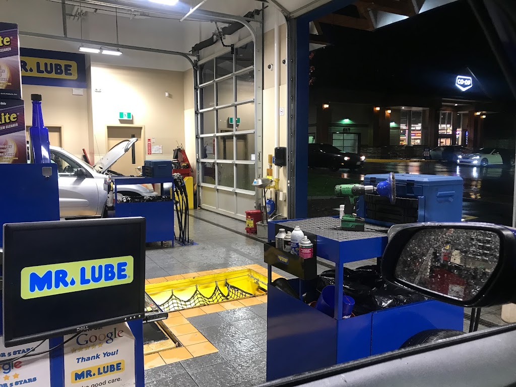 Mr. Lube + Tires | 319 Wale Rd, Colwood, BC V9B 0P1, Canada | Phone: (250) 590-9011