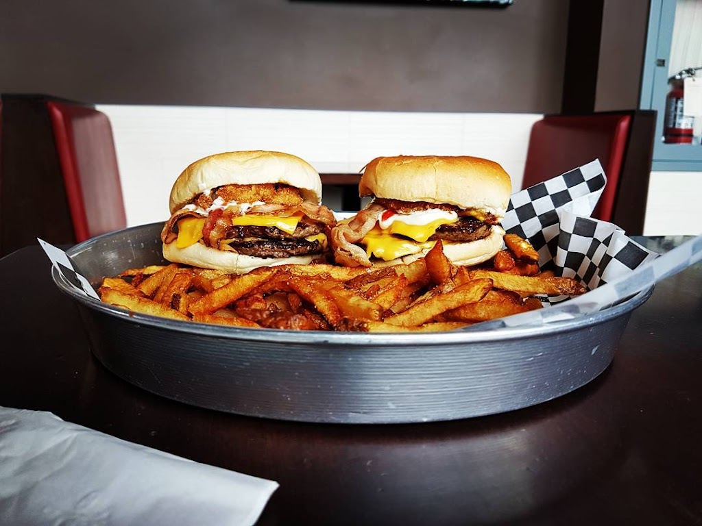 Union Burger | 281 King St W, Kitchener, ON N2G 1Z6, Canada | Phone: (519) 568-7771