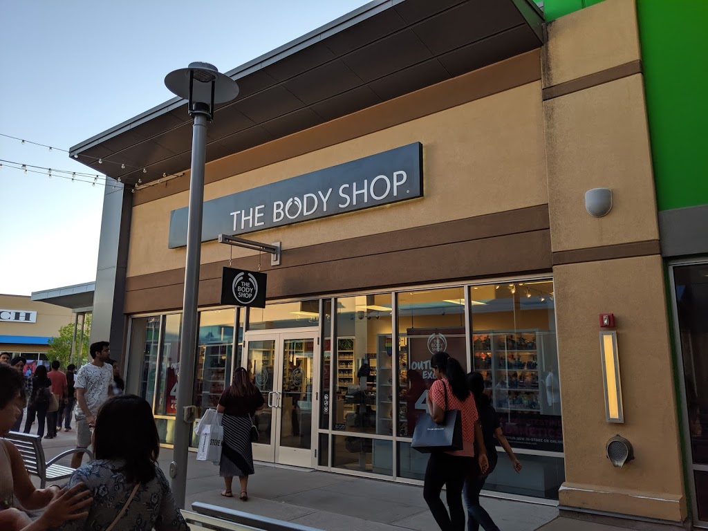 The Body Shop | 13850 Steeles Avenue West #868, Halton Hills, ON L7G 0J1, Canada | Phone: (905) 876-2777