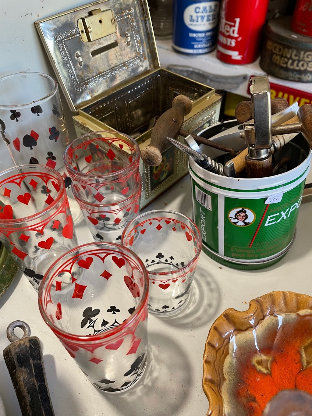 Brocante Des Sept Côtes | 3345 Bd Malcolm-Fraser, La Malbaie, QC G5A 2J6, Canada | Phone: (418) 434-1041