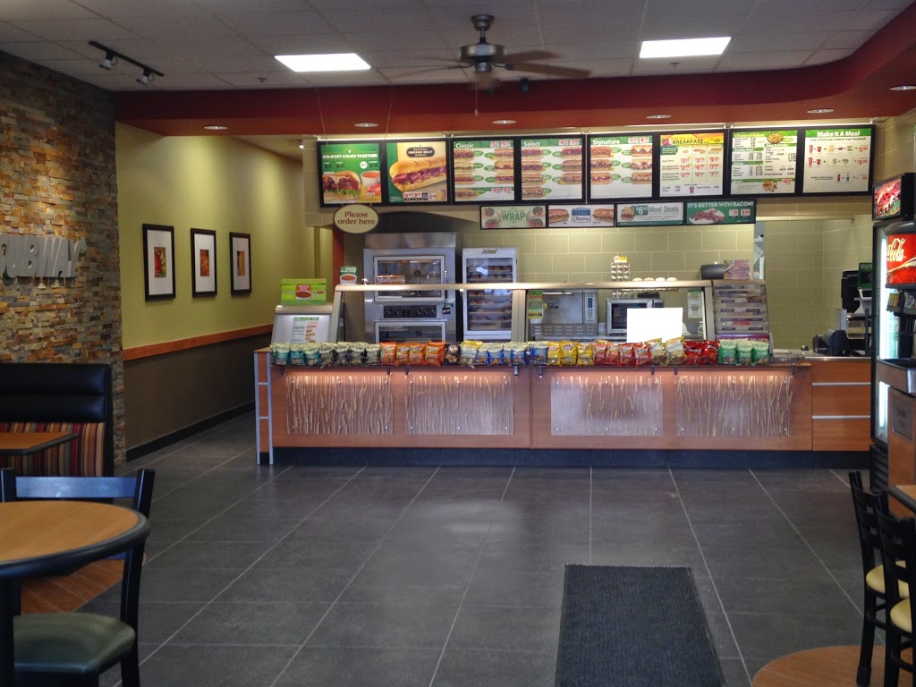 Subway | 720 Westmount Rd E, Kitchener, ON N2E 2M6, Canada | Phone: (519) 578-2772