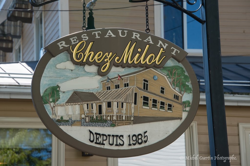 Chez Milot | 958 Rue Valiquette, Sainte-Adèle, QC J8B 2M3, Canada | Phone: (450) 229-2838