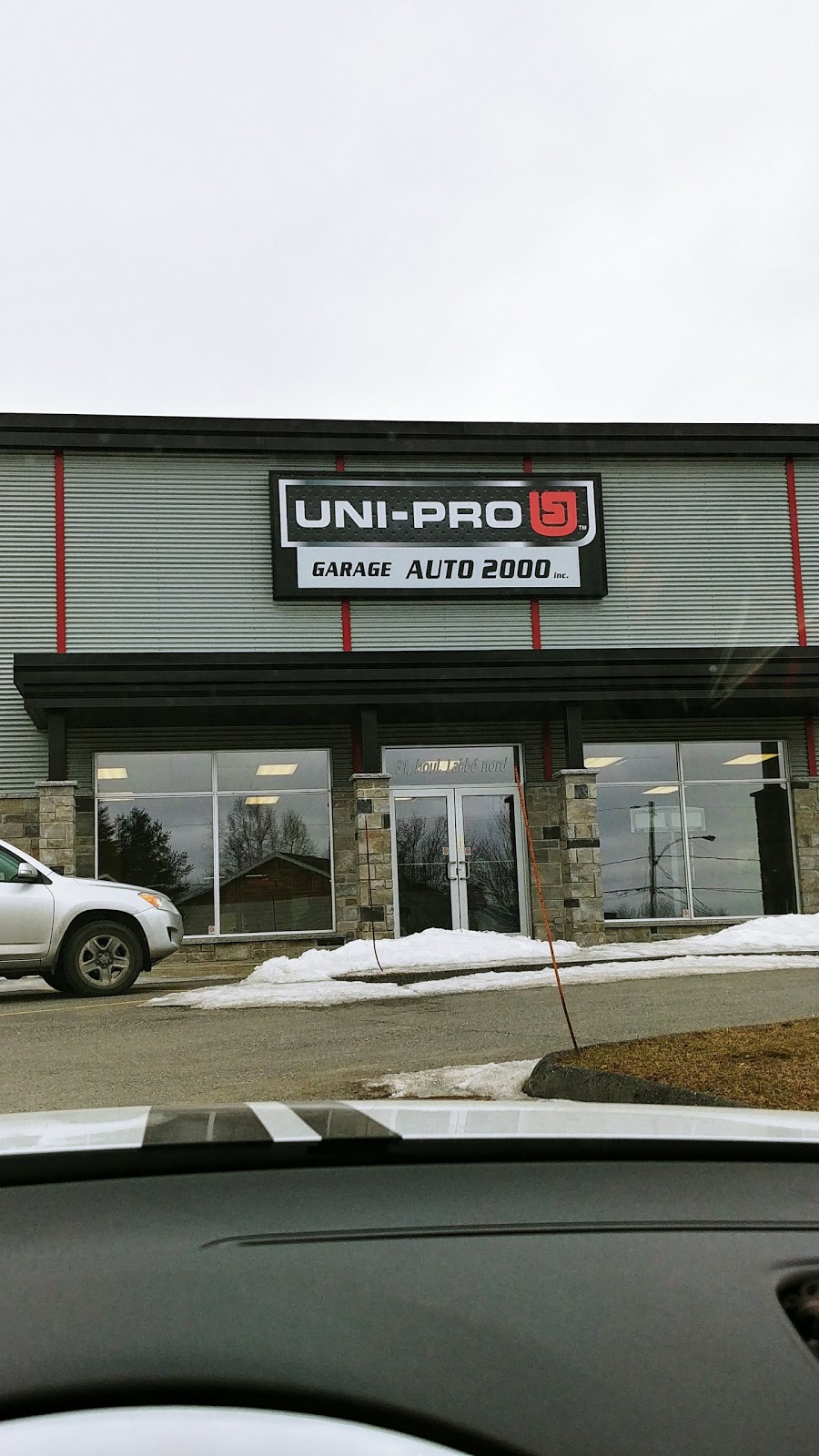 Garage Auto 2000 | 31 Boulevard Labbé N, Victoriaville, QC G6P 8C3, Canada | Phone: (819) 751-1299