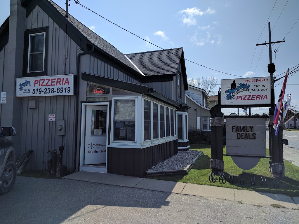 Riverbend Pizzeria | 26 Ontario St S, Grand Bend, ON N0M 1T0, Canada | Phone: (519) 238-6919