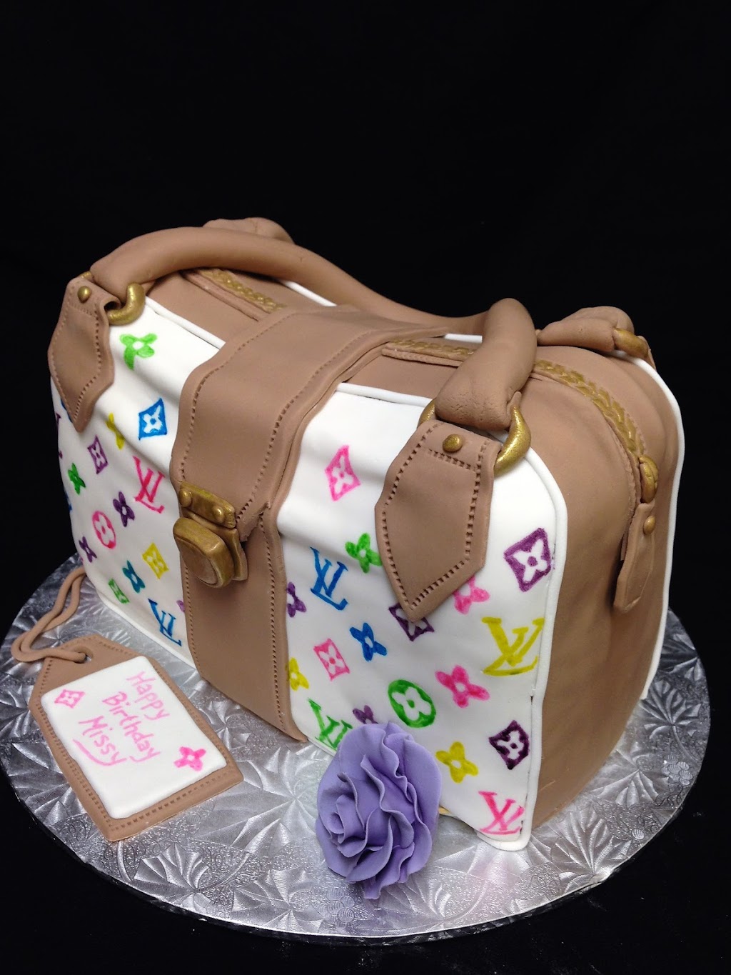 Yates Custom Cakes | 85 Hemlock Way, Grimsby, ON L3M 5M6, Canada | Phone: (289) 925-3786