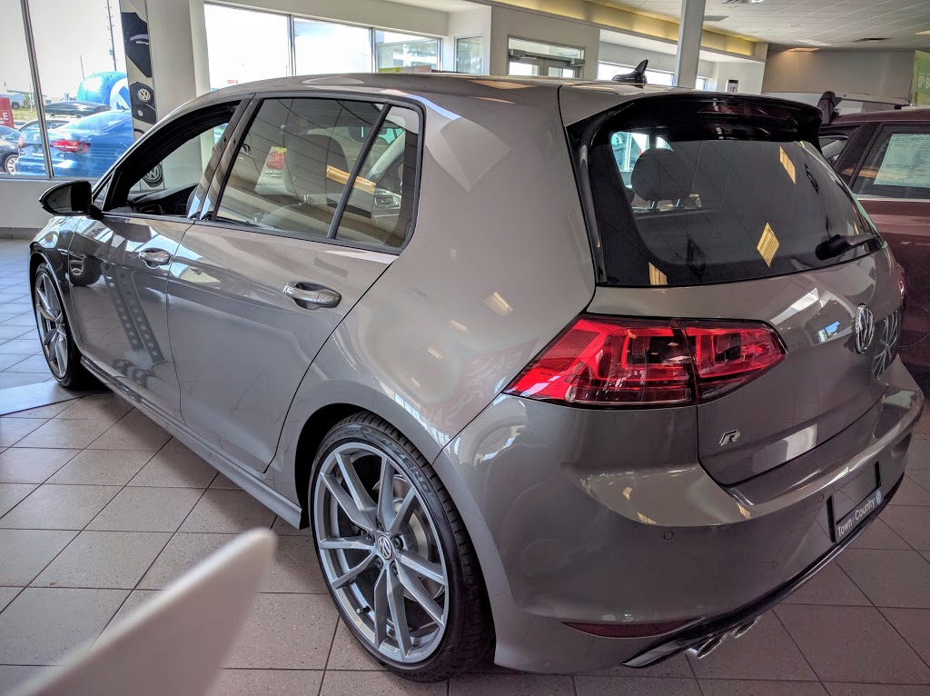 Town + Country Volkswagen | 7997 Kennedy Rd, Unionville, ON L3R 2E2, Canada | Phone: (905) 477-2421